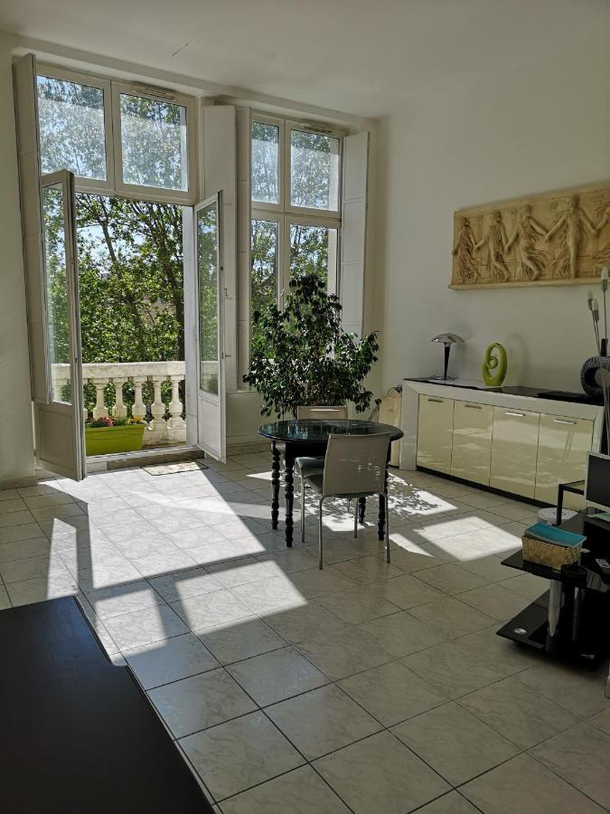 Appartement De 105M2, Balcon Sur Cours De La Republique Narbona Exterior foto